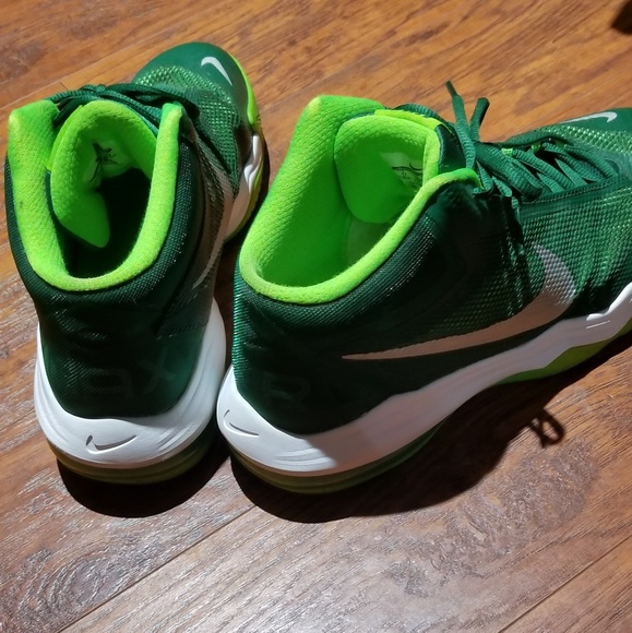 Nike Air Max Audacity - Picture 2 of 3